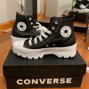 Leather converse- Size 5- Women’s